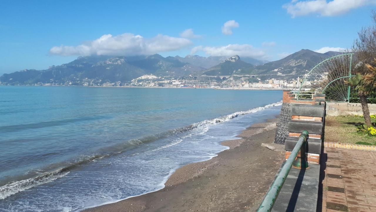 Salerno Centraal Apartment Exterior photo