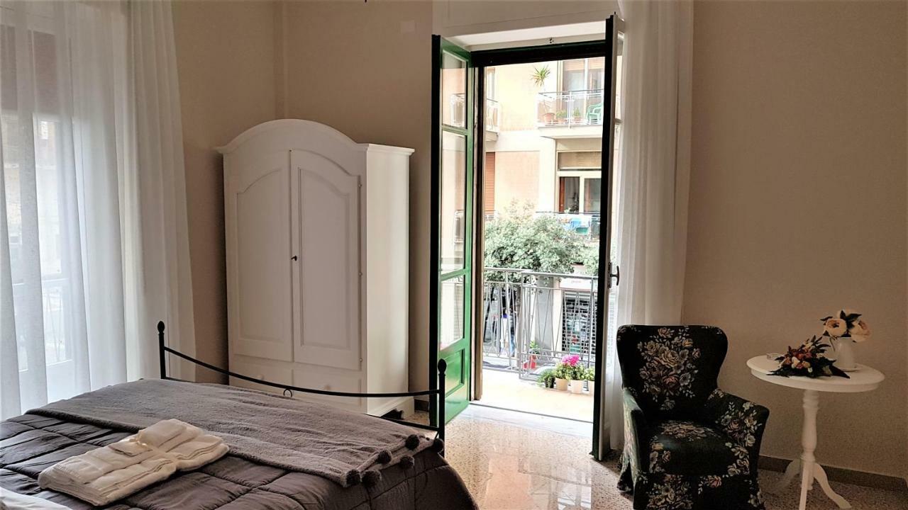 Salerno Centraal Apartment Exterior photo